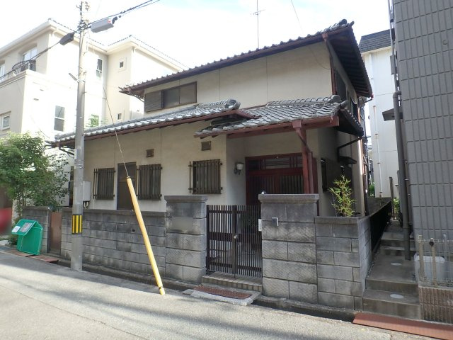 外観：328000672787