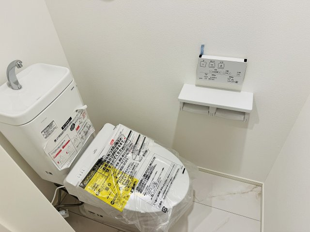 ～暖房温水洗浄機能付きトイレ　冬場は特に嬉しい機能ですね～
