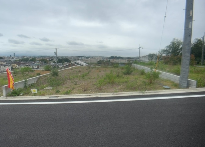 土地探しをしていると都市計画区域という言葉を目にすると思います。法律によって、都道府県知事や国土交通大臣が指定するエリアのことを指しており、都市計画区域は市街化区域と市街化調整区域に分けられています。