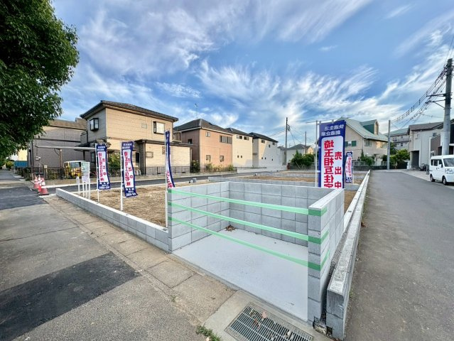 全4区画・自由設計で夢のマイホームはいかがでしょうか！花田小学校まで徒歩2分(約160ｍ)・中央中学校まで徒歩15分（約1200ｍ）！