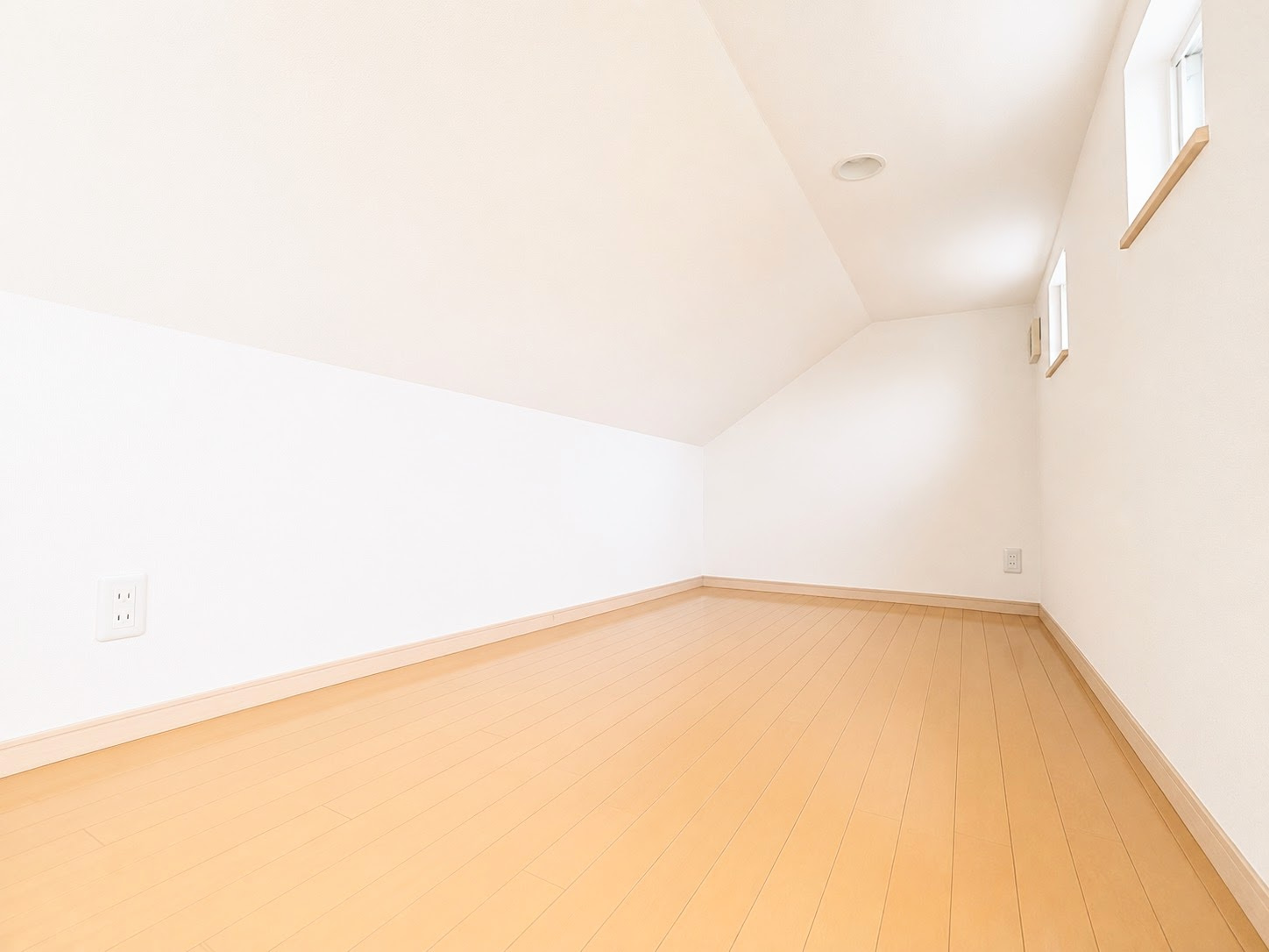 ◆暮らし心地を大きく左右する収納を、適材適所に配置し使い勝手を考慮しました。空間を余すところなく有効利用した収納は生活空間をより上質なものにしてくれるでしょう。（写真は加工しています。）