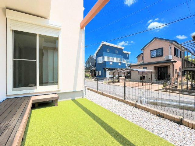 ◆当日見学のお受付もしております。お気軽に「045-482-7338」までお電話ください。（写真は加工しています。）