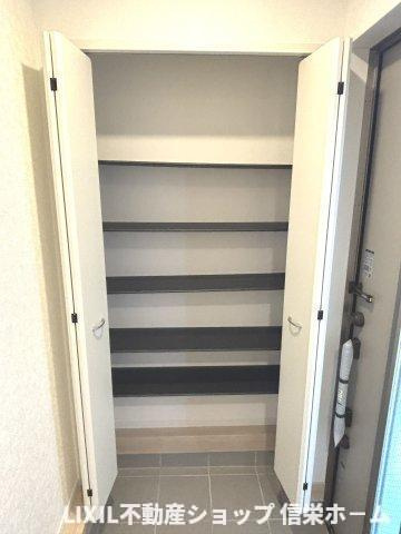 シューズボックス