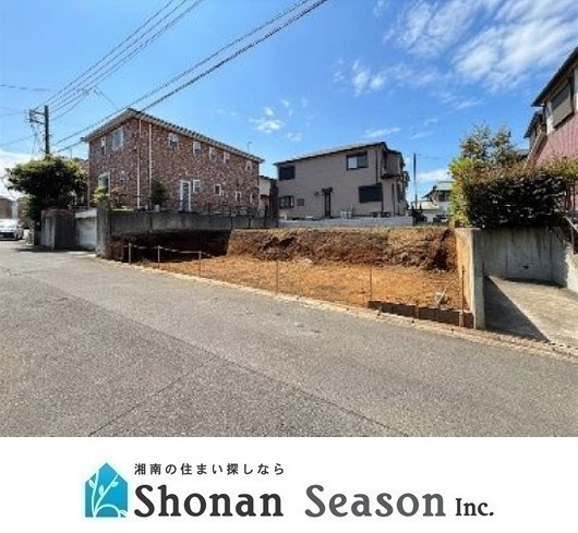 庭付き一戸建てや平屋も検討できる広々59坪超え◎　　　　　　　　　　前面道路が広く、車の通行や駐車がしやすい区画です。