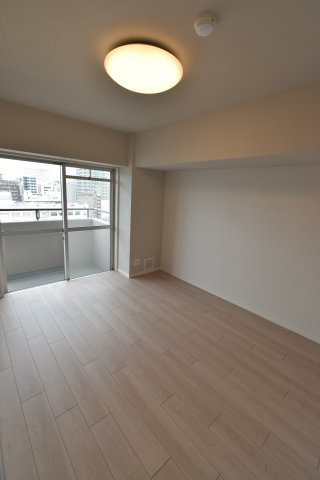 フローリング・クロス・建具・照明全て新調しているので、気持ちよくお住まいいただけます♪
