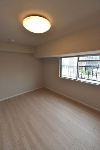 フローリング・クロス・建具・照明全て新調しているので、気持ちよくお住まいいただけます♪
