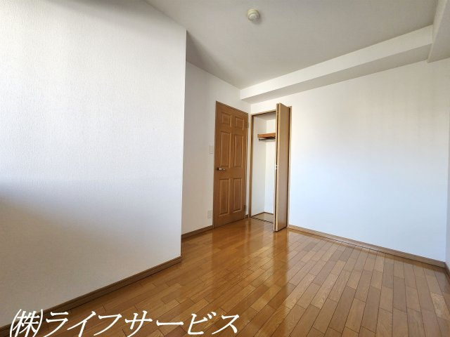 洋室5.2帖/クローゼット有