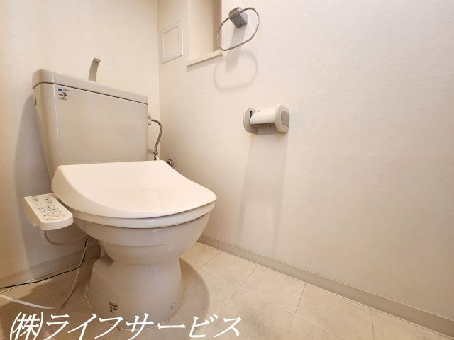 温水洗浄便座付トイレ