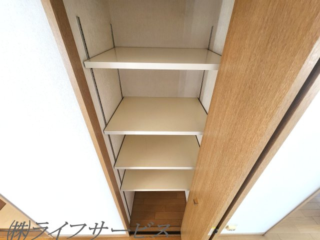 廊下収納