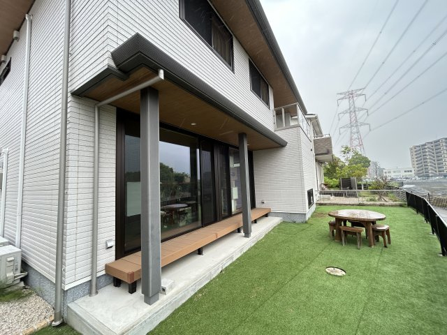 お庭で自由な時間を過ごせます