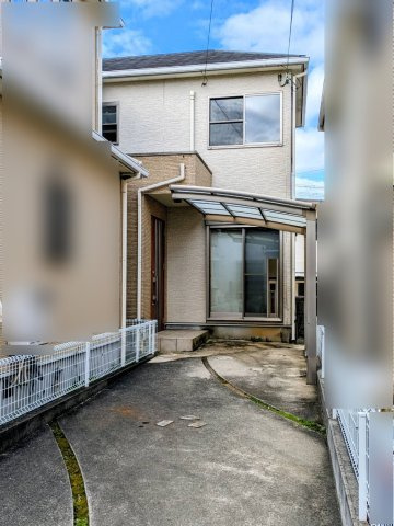 外観：327002222394