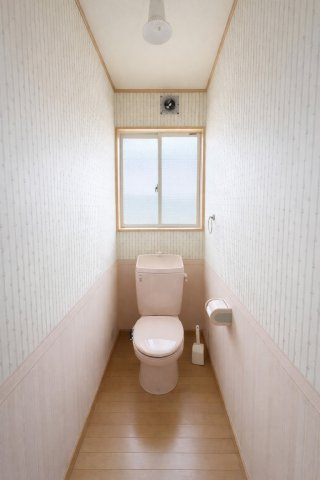 落ち着いたトイレです
