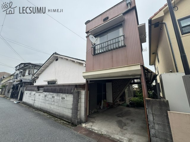 外観：328000607403