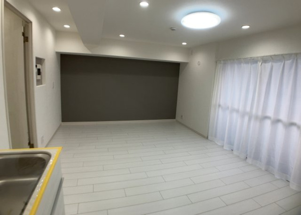 八王子ローヤルマンションの居間