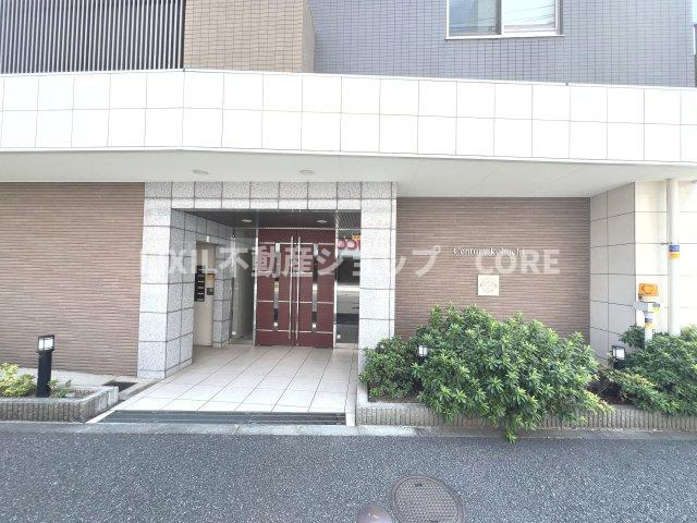 鉄筋コンクリート造5階建1階部分、新耐震基準・旧耐震が気になる方はスタッフまでお問い合わせください。