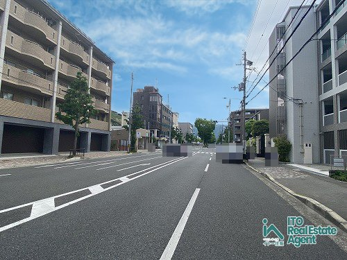 前面道路含む現地写真