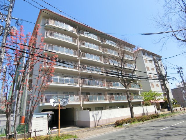 西鉄天神大牟田線「高宮」駅より徒歩6分！駅チカ好立地♪