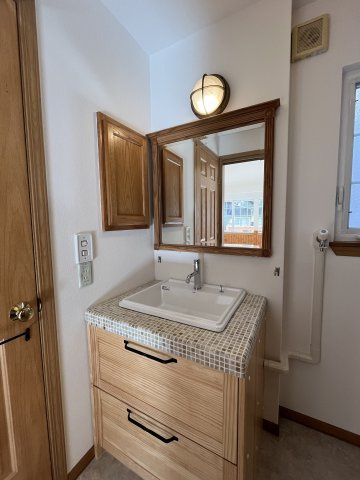 身支度に便利な独立洗面台