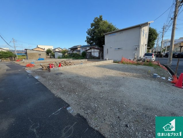 周辺は落ち着いた街並みの住宅地！子育てがしやすい住環境です！現地でしかわからない事もございます。是非一度ご覧ください。