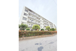 上平間住宅2号棟の外観