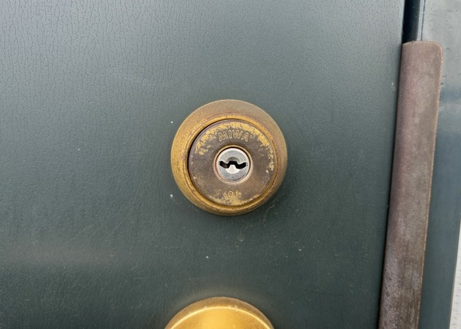 当然のことではありますが、オートロックやセンサーライト、ホームセキュリティーなどの防犯設備があれば、小さいお子様がいるご家庭も安心ですよね！まず物件購入の際は、防犯設備もチェックするようにしましょう。