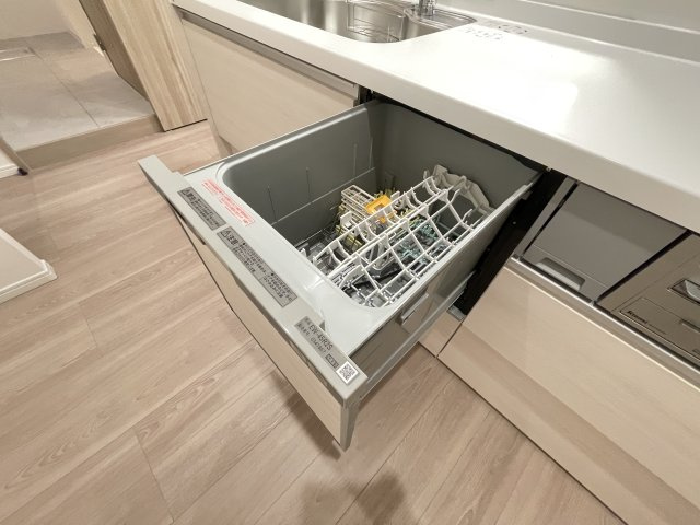 食洗器付きで、家事の負担を減らせます。空いた時間を有効活用。　