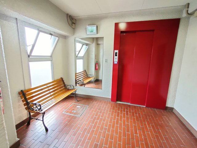 【エレベーター】