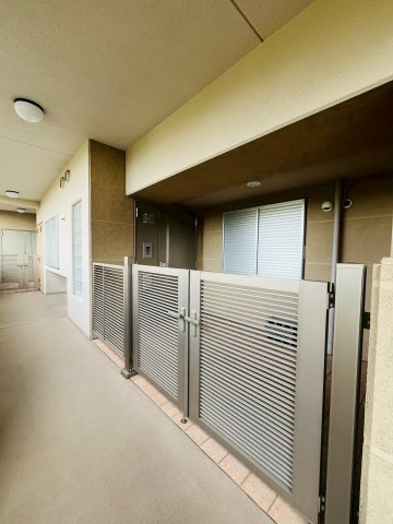 独立感のある専用ポーチです。