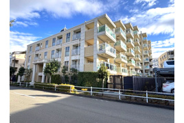 ヴェレーナ京王堀之内の外観