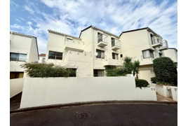 ガーデン南山手の外観