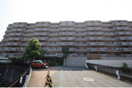 シャリエ大津朝日が丘の外観