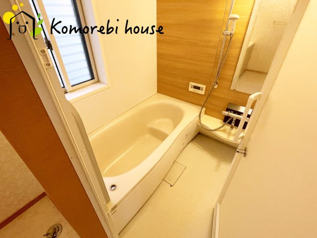 コンパクトで使いやすいお風呂です