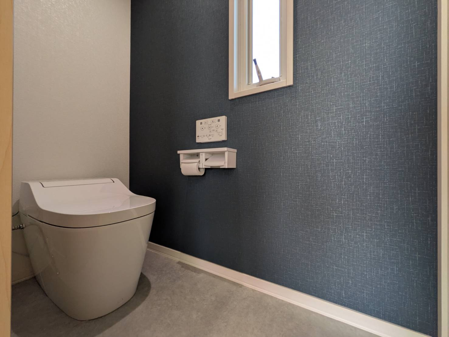 1階のトイレです