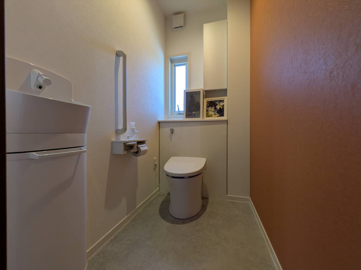 2階のトイレです