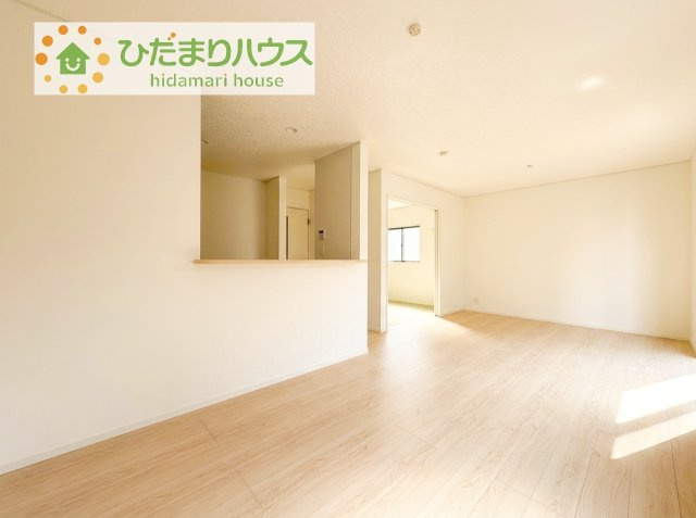 早くお仕事終わらせて、家に帰りたくなるようなリビングです(^^♪