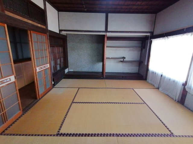 ゆったりとくつろげる和室です