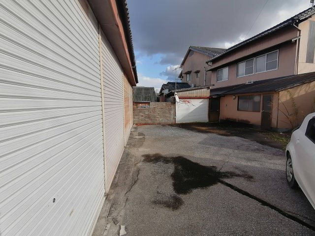 駐車場3台以上停めることが出来ます