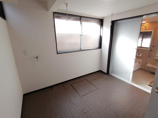 広々としており窓もあるため換気も◎