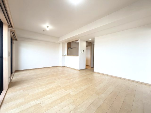 家具の配置もしやすい、ゆとりあるリビング・ダイニングです。