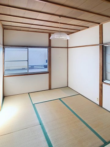 2F：南側6帖和室