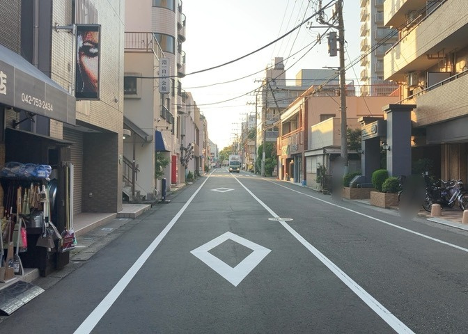景色重視でお家選ぶをするとスーパーが遠い！学校が遠い！など生活をするうえで利便性で困ることもあります。まず一度現地を見学する際に、周辺の施設などがあるかを確認し、暮らし始めた後のことを想像しましょう。