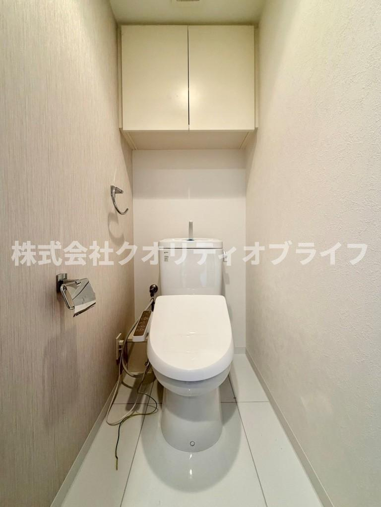 お手洗いは温水洗浄便座新規交換となります　2026/07/04撮影