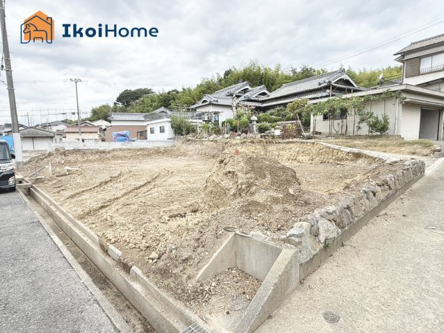 ●資料・カタログのご請求無料●　伊川谷小学校までは徒歩9分、伊川谷中学校までは徒歩12分。