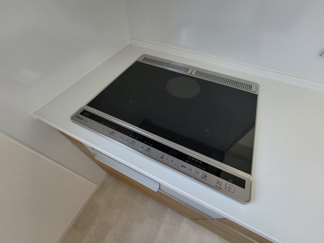IHクッキングヒーター　新品交換済み