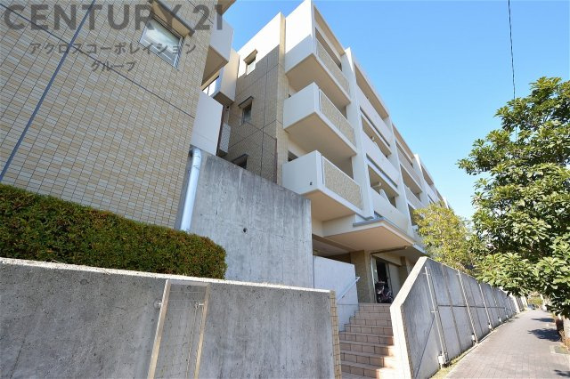 RC造5階建て