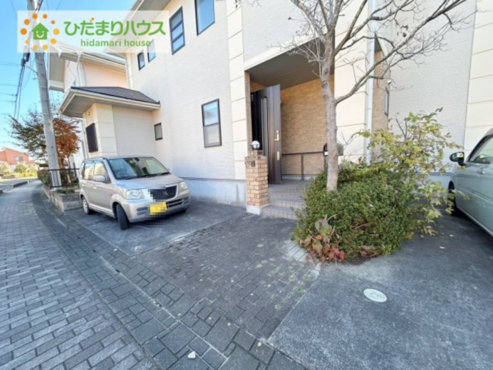 マイホームなら駐車場代がかかりません。しかも、自宅の駐車場で洗車が出来ます！今までコイン洗車に行っていた手間も省けて、節約にも繋がります(^^♪