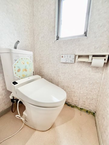 日本を訪れた外国の方で「使ってみて驚いた」と仰る方の多い、ウォシュレット。