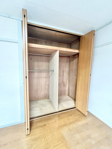 全居室に収納を完備しておりますので、居室の全空間を有効活用出来ます。