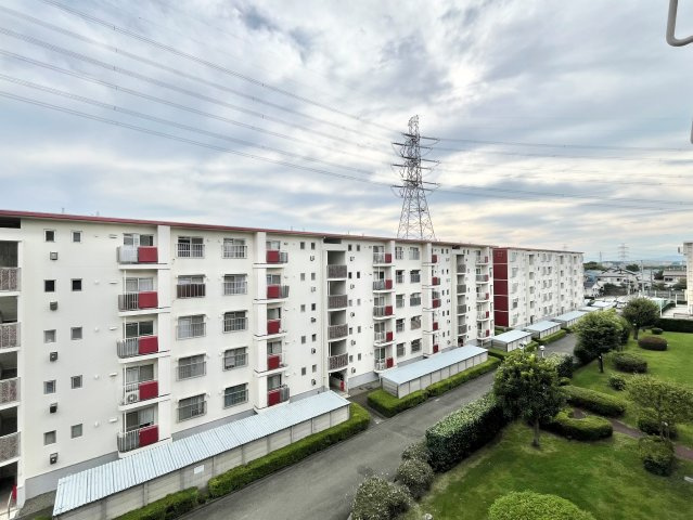 大きな空が見えて気持ちの良いお部屋です