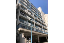 ニュー渋谷コーポラスの外観